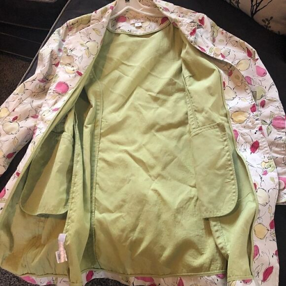 Ann Taylor Loft Apple/Fruit coat with pockets. - Picture 4 of 9